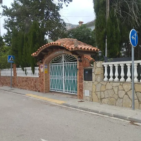 Gan Eden Villa *